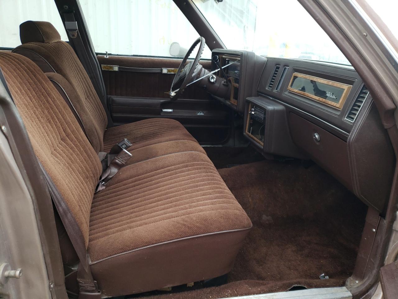Photo 5 from auction – 1984 BUICK REGAL with VIN 1G4AJ69A7EH403199