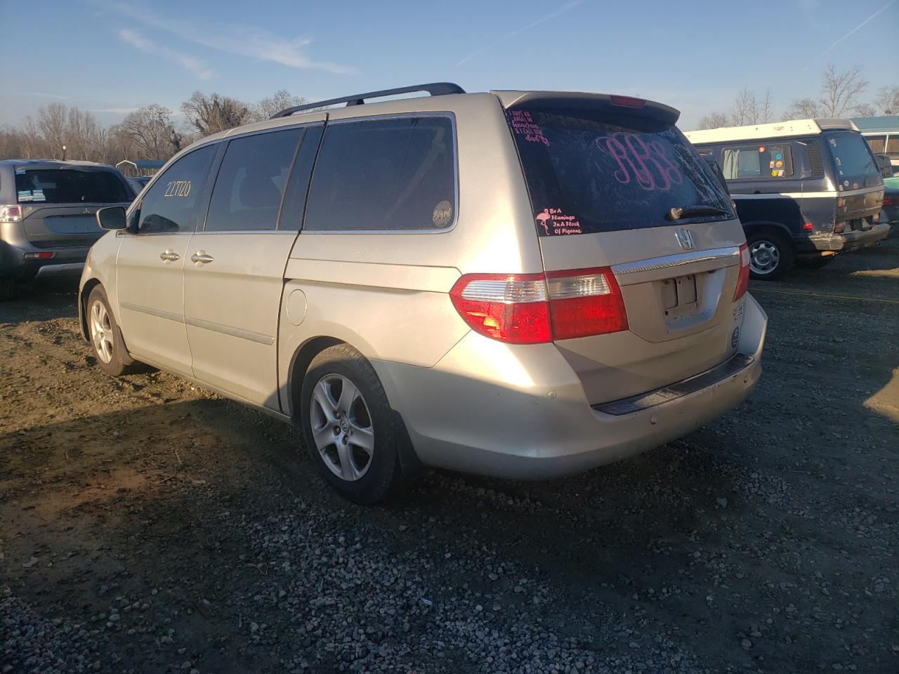 Photo 3 from auction – 2005 HONDA ODYSSEY TO with VIN 5FNRL38815B096076