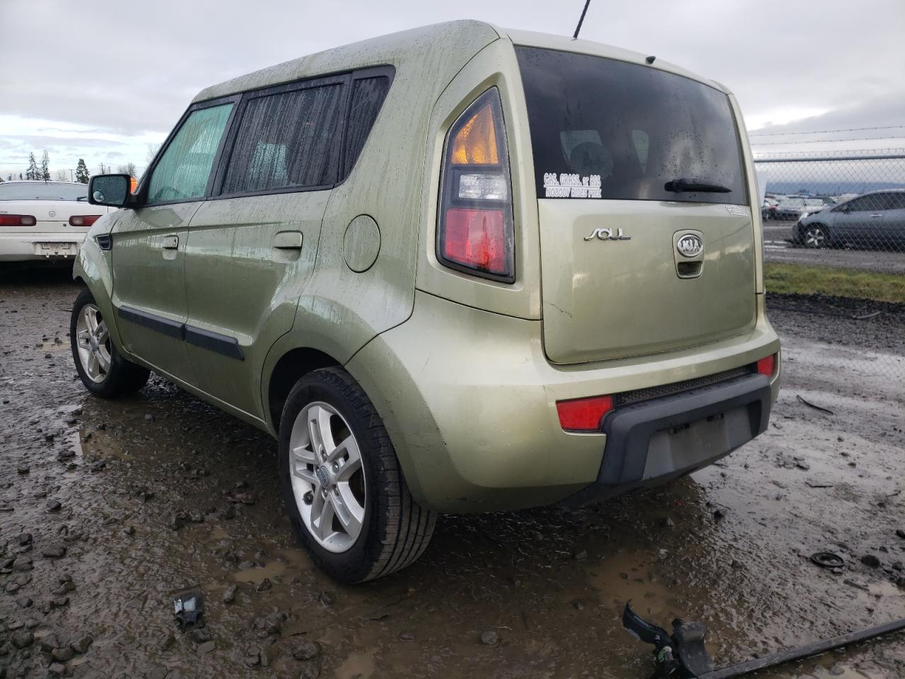 Photo 3 from auction – 2010 KIA SOUL + with VIN KNDJT2A22A7161157