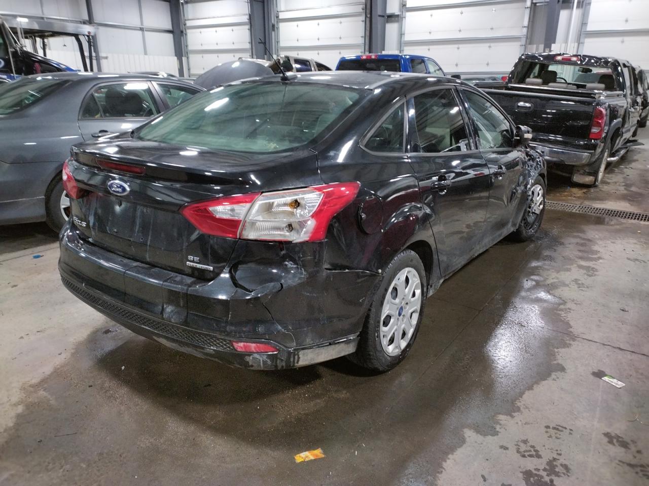 Photo 4 from auction – 2012 FORD FOCUS SE with VIN 1FAHP3F2XCL366095