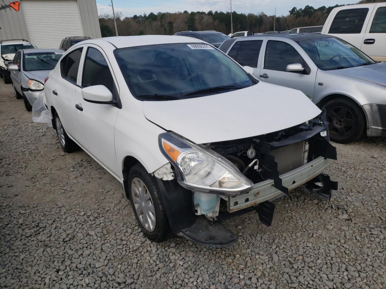 NISSAN VERSA S 2016 with VIN 3N1CN7AP1GL917127 - Photo from auction