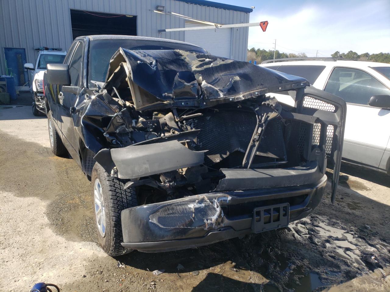 Foto 9 de la subasta – 2006 FORD F150 con VIN 1FTRF12206NA34851