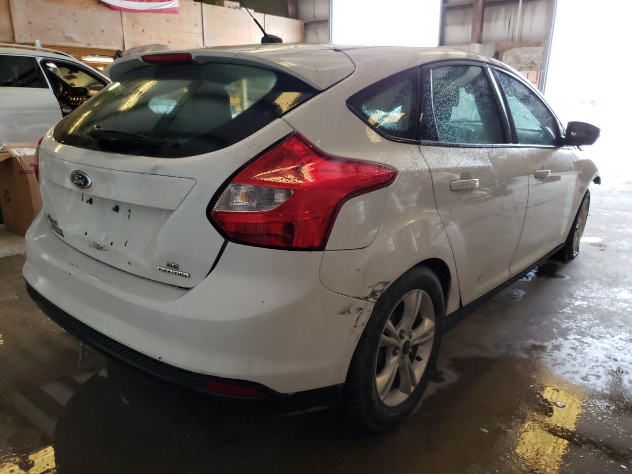 صورة رقم 4 من المزاد - 2014 FORD FOCUS SE مع VIN 1FADP3K22EL170742