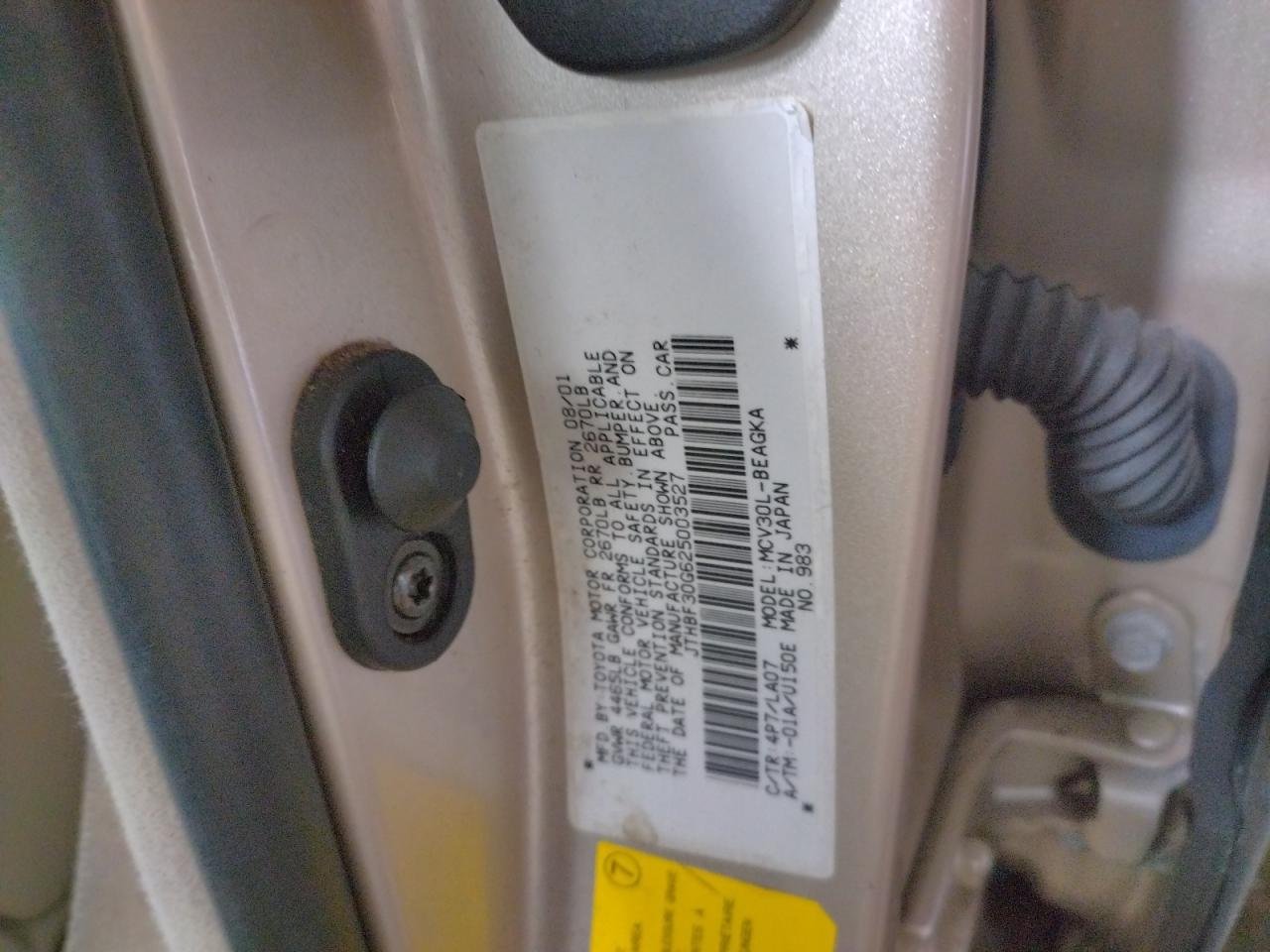 Photo 10 from auction – 2002 LEXUS ES 300 with VIN JTHBF30G625003527