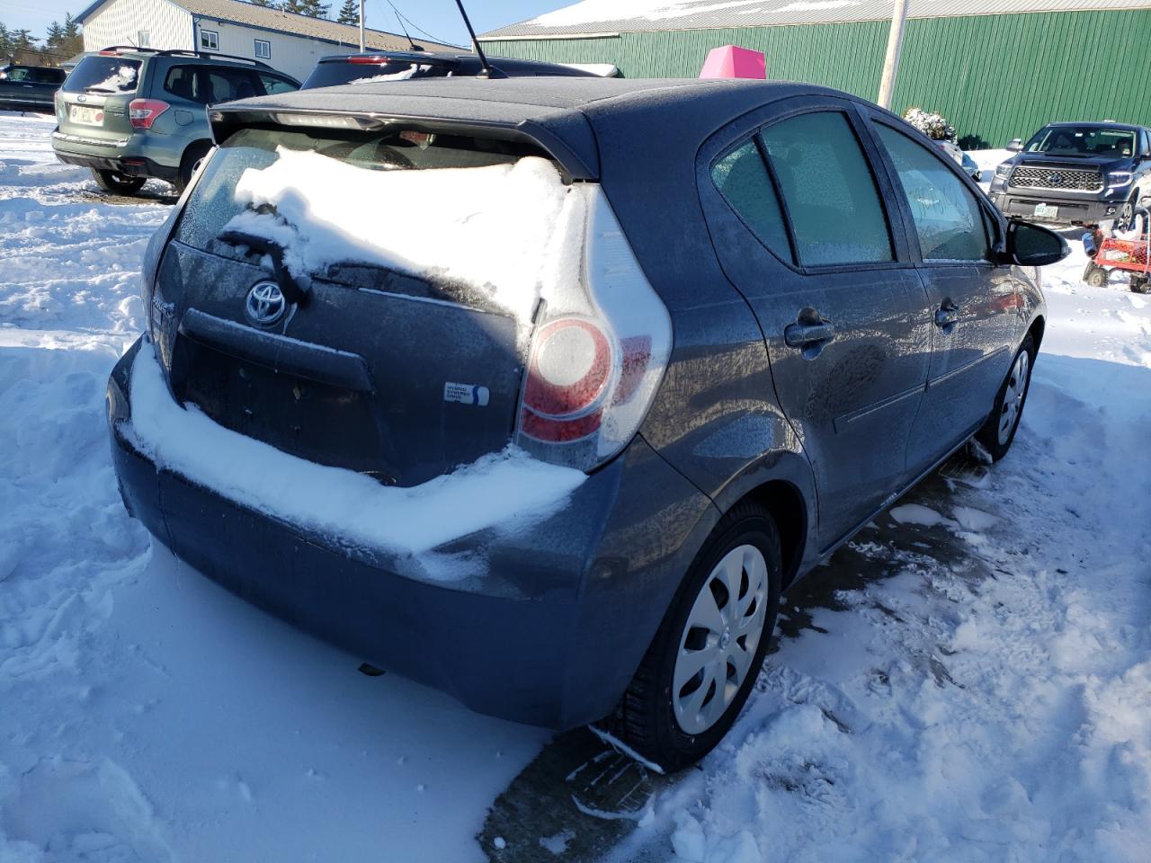 Photo 4 from auction – 2014 TOYOTA PRIUS C with VIN JTDKDTB35E1076434