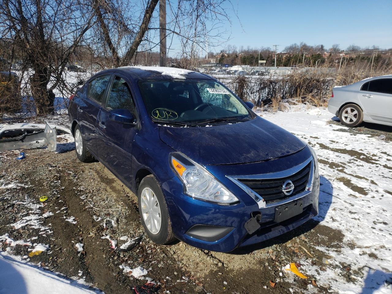 NISSAN VERSA S 2018 with VIN 3N1CN7AP2JL884243 - Photo from auction