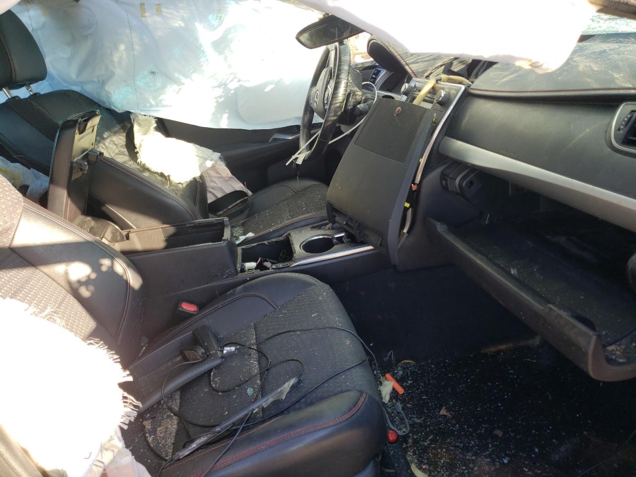 Photo 5 from auction – 2015 TOYOTA CAMRY LE with VIN 4T1BF1FK3FU023579