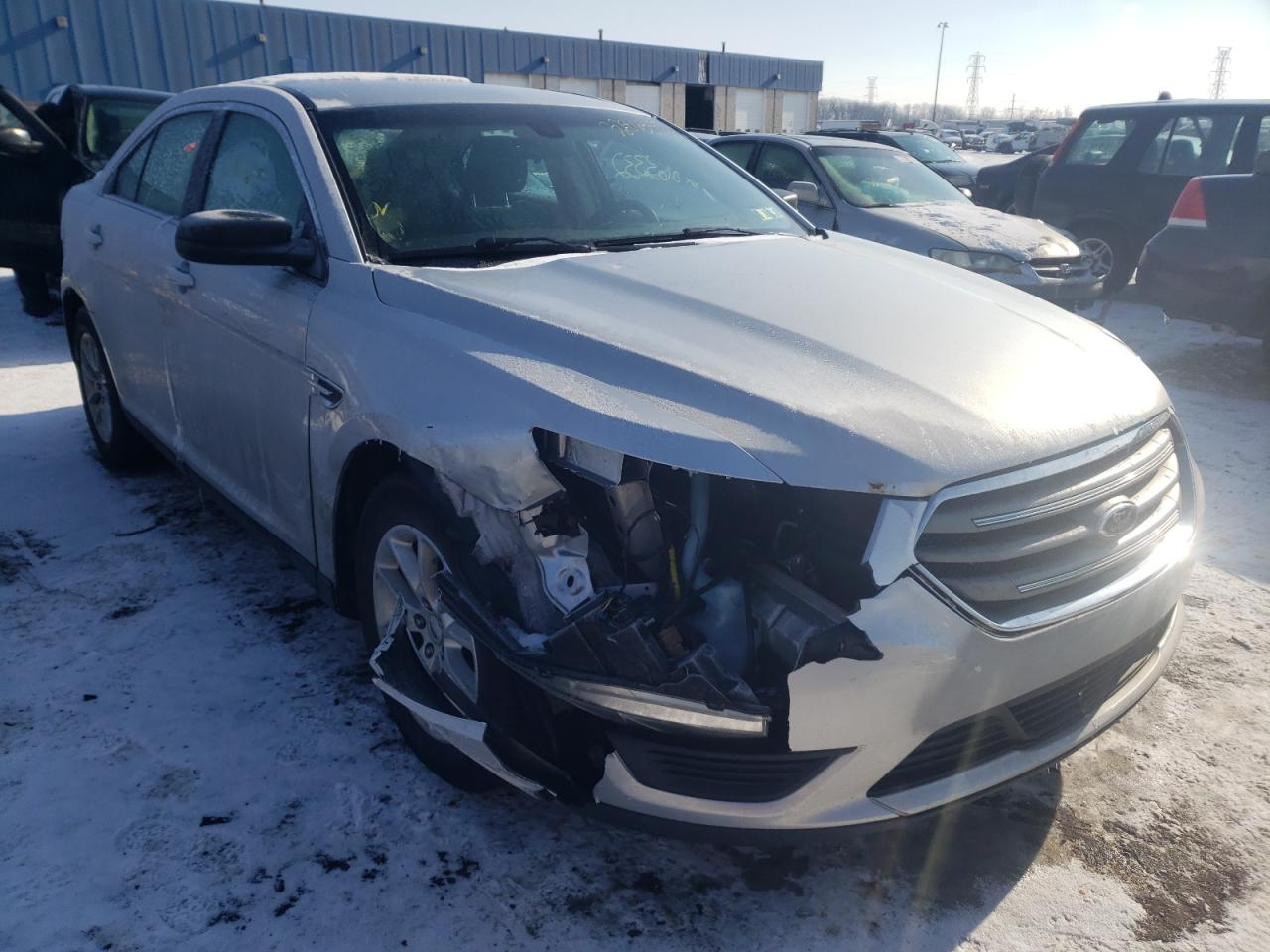 FORD TAURUS SE 2013 with VIN 1FAHP2D83DG188607 - Photo from auction