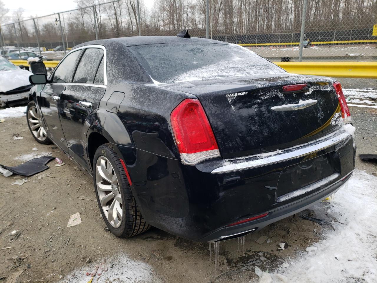 Photo 3 from auction – 2018 CHRYSLER 300 LIMITE with VIN 2C3CCAEG7JH136790