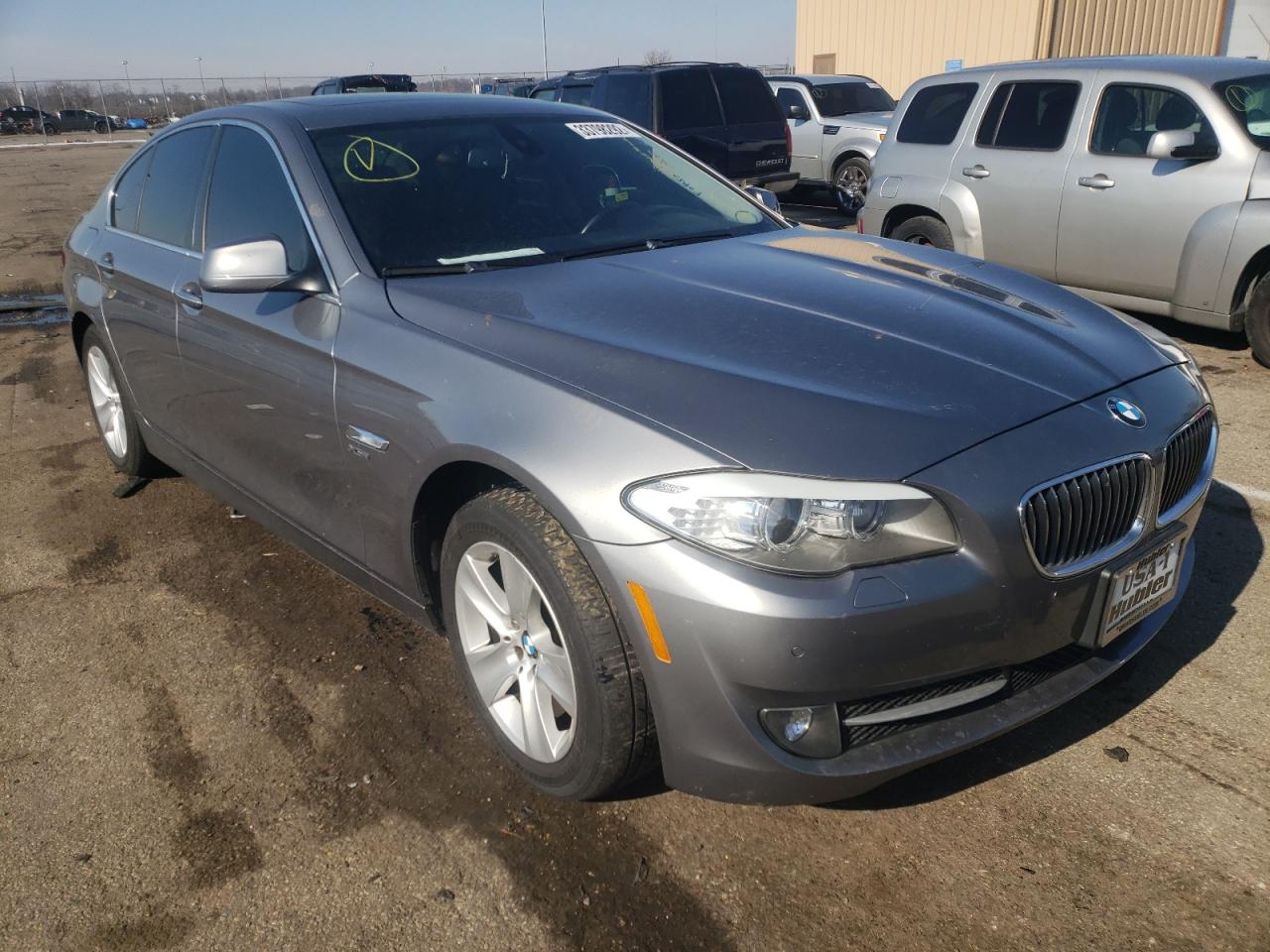 BMW 528 XI 2012 with VIN WBAXH5C57CDW08149 - Photo from auction
