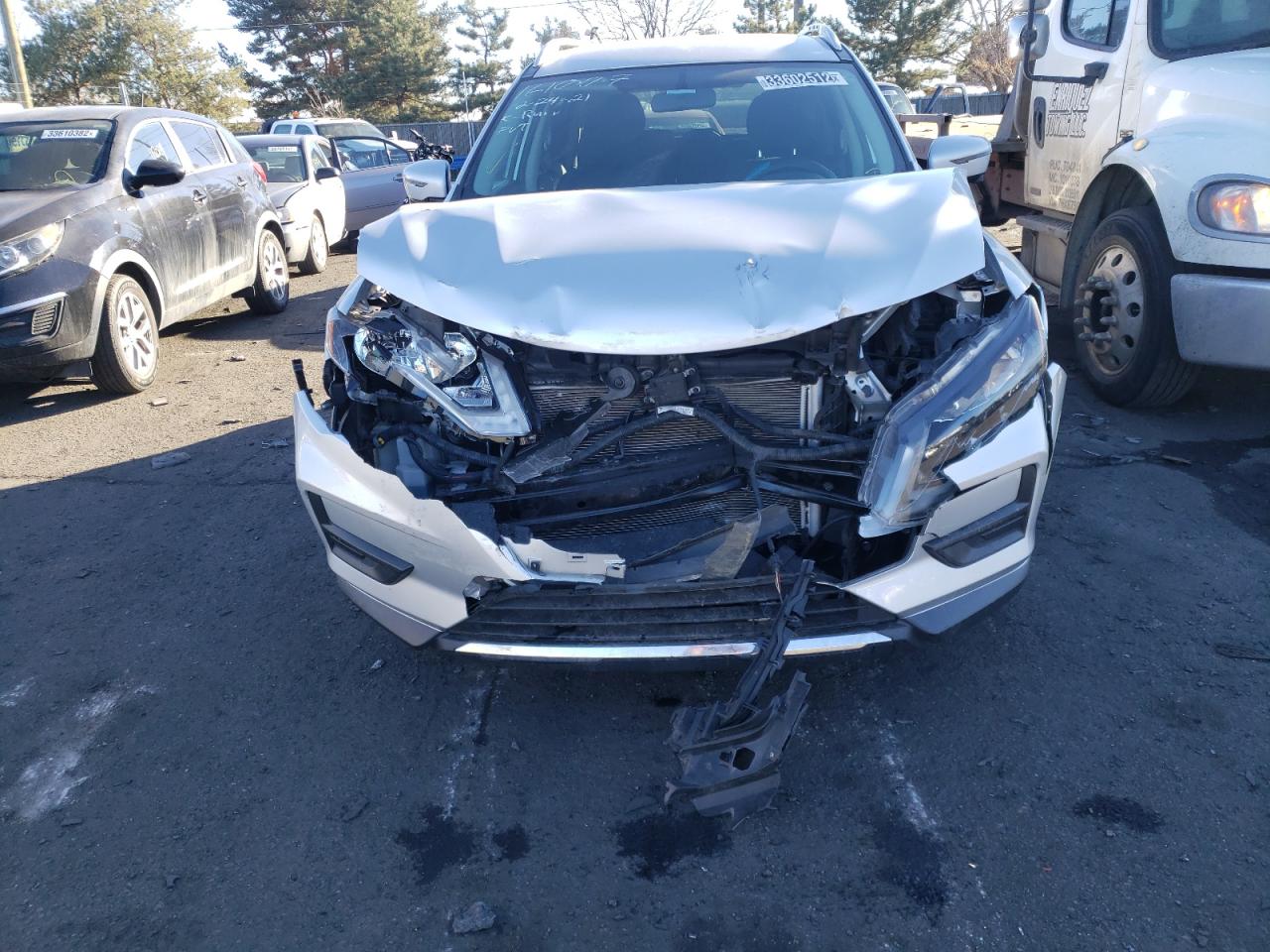 Photo 9 from auction – 2017 NISSAN ROGUE S with VIN KNMAT2MV1HP590225