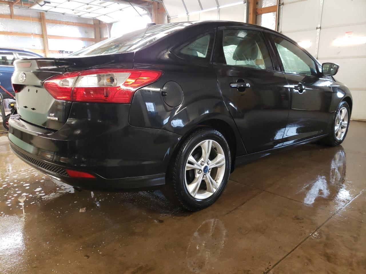 Photo 4 from auction – 2013 FORD FOCUS SE with VIN 1FADP3F20DL275238