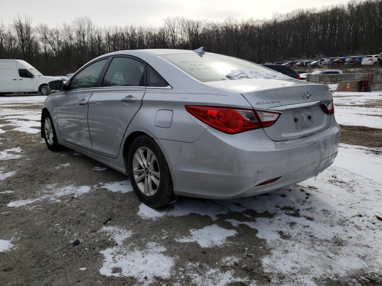 Photo 3 from auction – 2013 HYUNDAI SONATA GLS with VIN 5NPEB4AC2DH688348