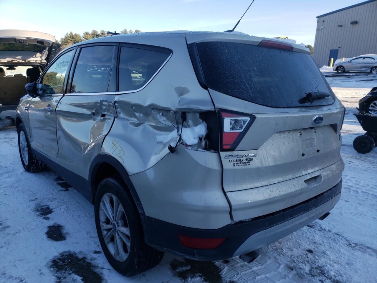 Photo 3 from auction – 2017 FORD ESCAPE SE with VIN 1FMCU0GD8HUE98412