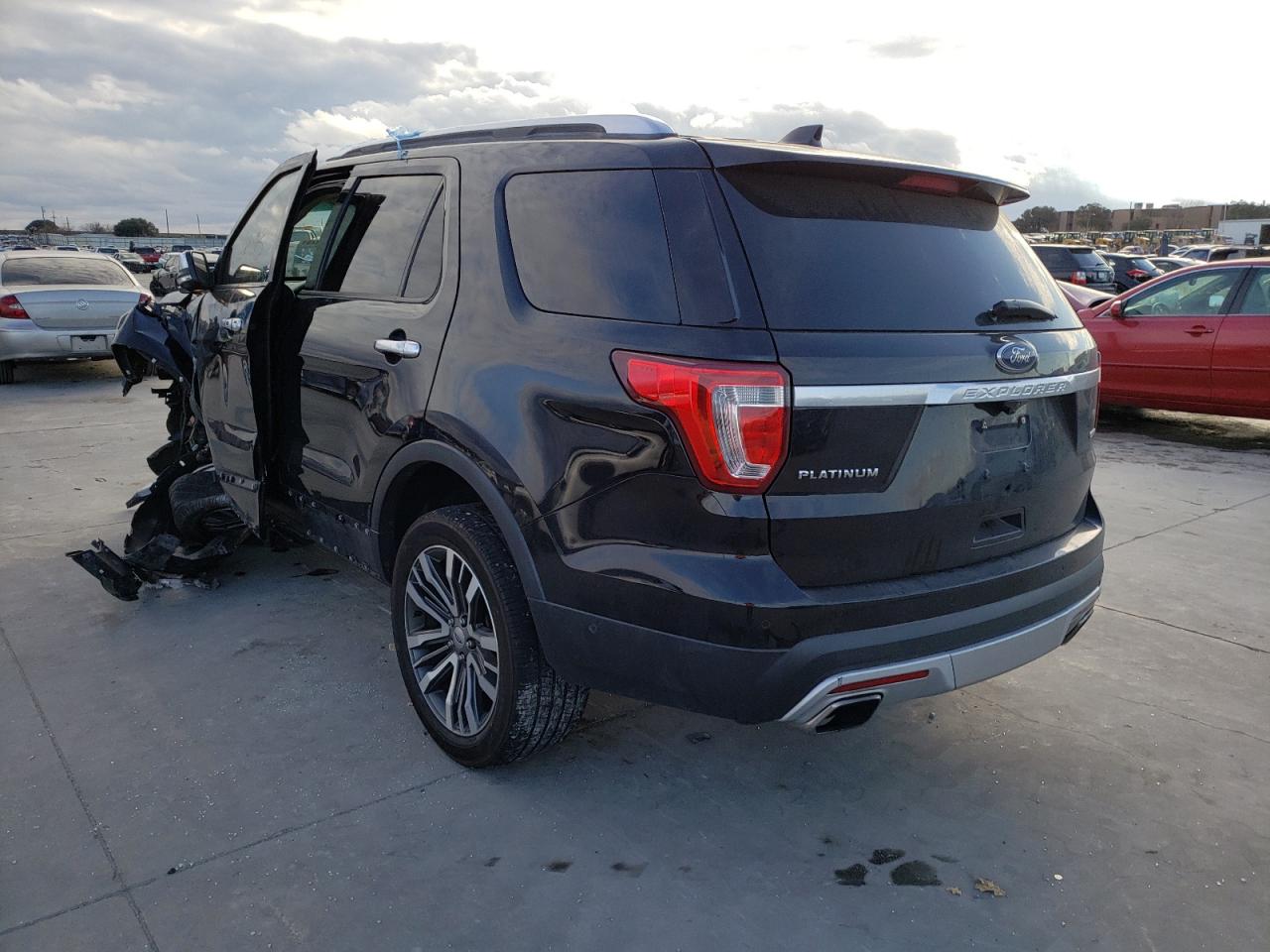 Photo 3 from auction – 2016 FORD EXPLORER P with VIN 1FM5K8HT0GGA61925