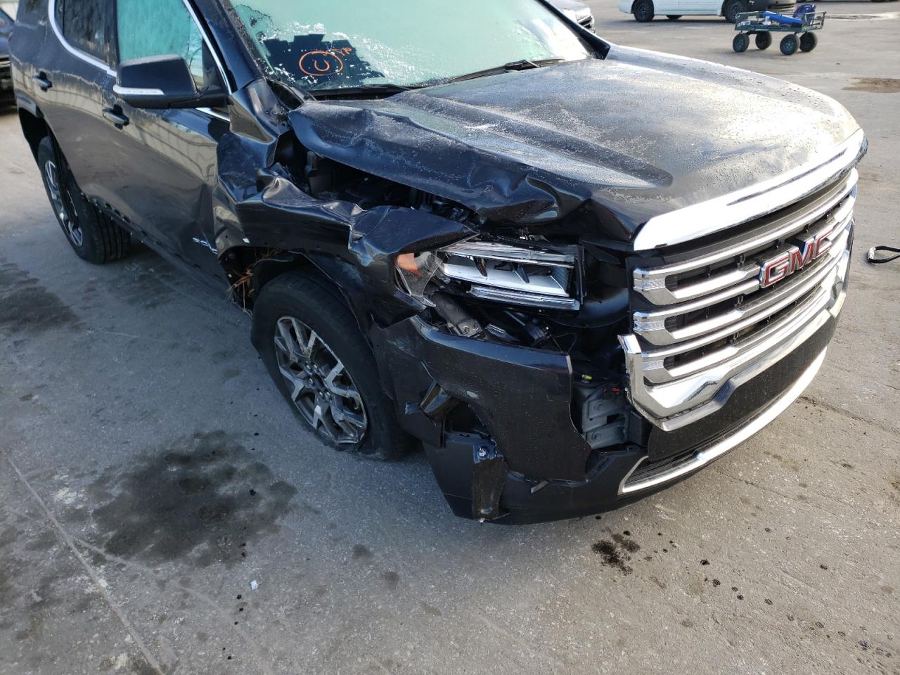 Photo 9 from auction – 2020 GMC ACADIA SLE with VIN 1GKKNKLS2LZ151896