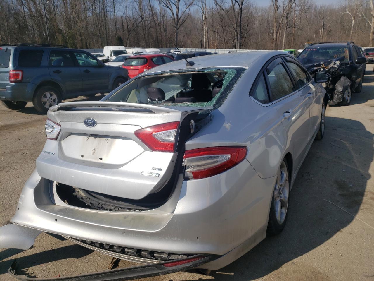 Photo 4 from auction – 2016 FORD FUSION SE with VIN 3FA6P0HD1GR300496