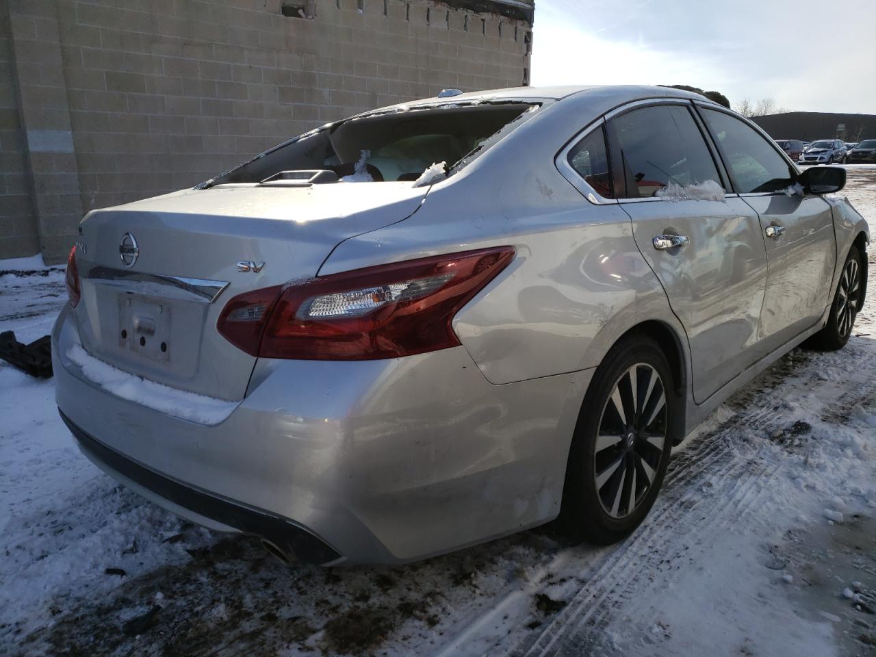 Photo 4 from auction – 2018 NISSAN ALTIMA 2.5 with VIN 1N4AL3AP4JC212544