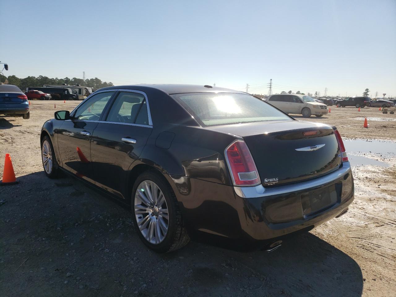 Photo 3 from auction – 2012 CHRYSLER 300 LIMITE with VIN 2C3CCACG3CH274168