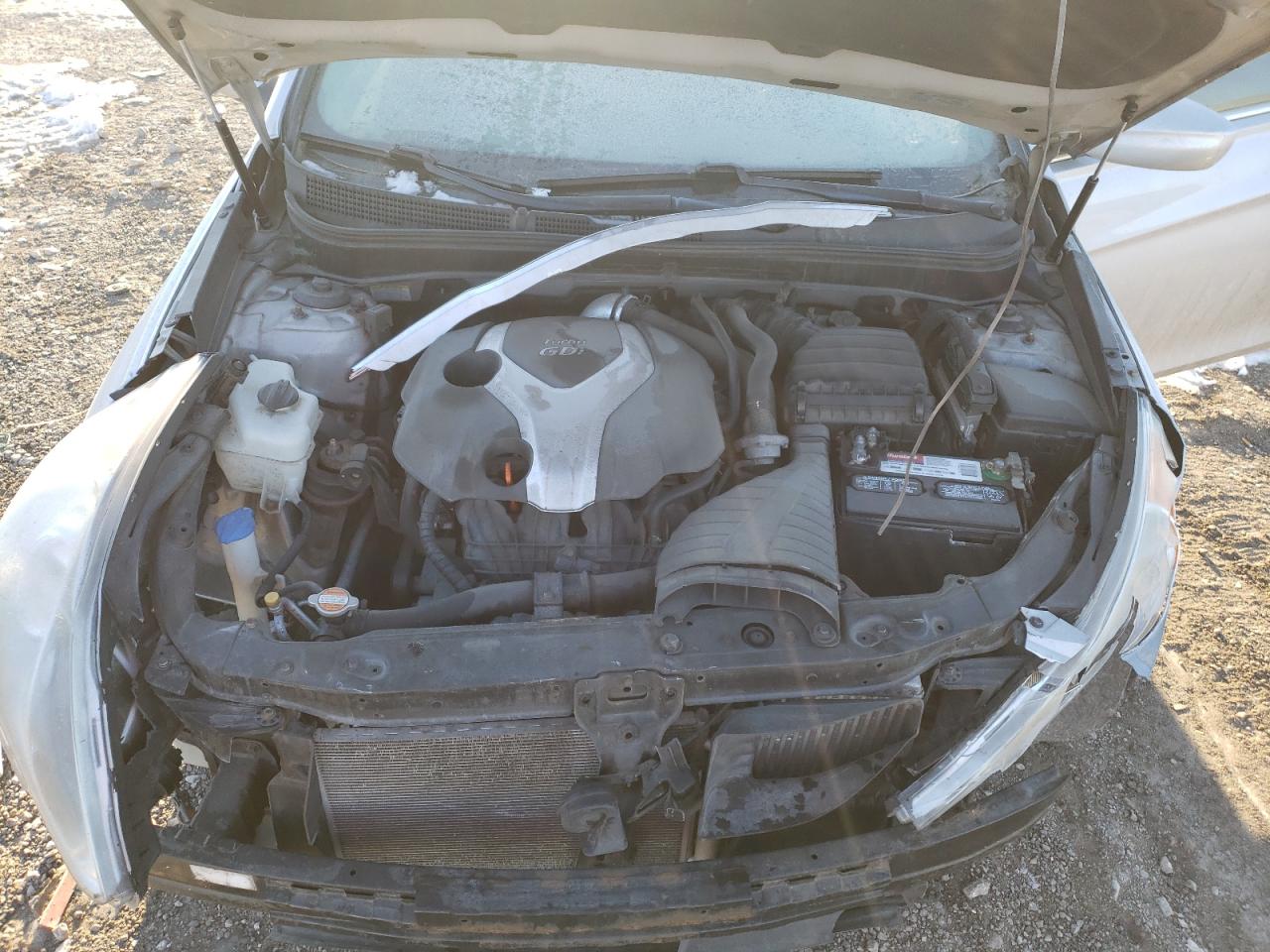 Фото 7 с аукциона – 2012 HYUNDAI SONATA SE с VIN 5NPEC4AB0CH328207