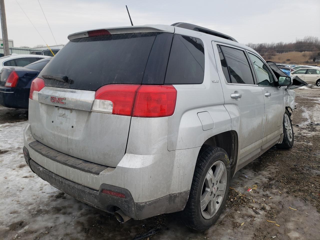 Photo 4 from auction – 2013 GMC TERRAIN SL with VIN 2GKFLSE3XD6379896