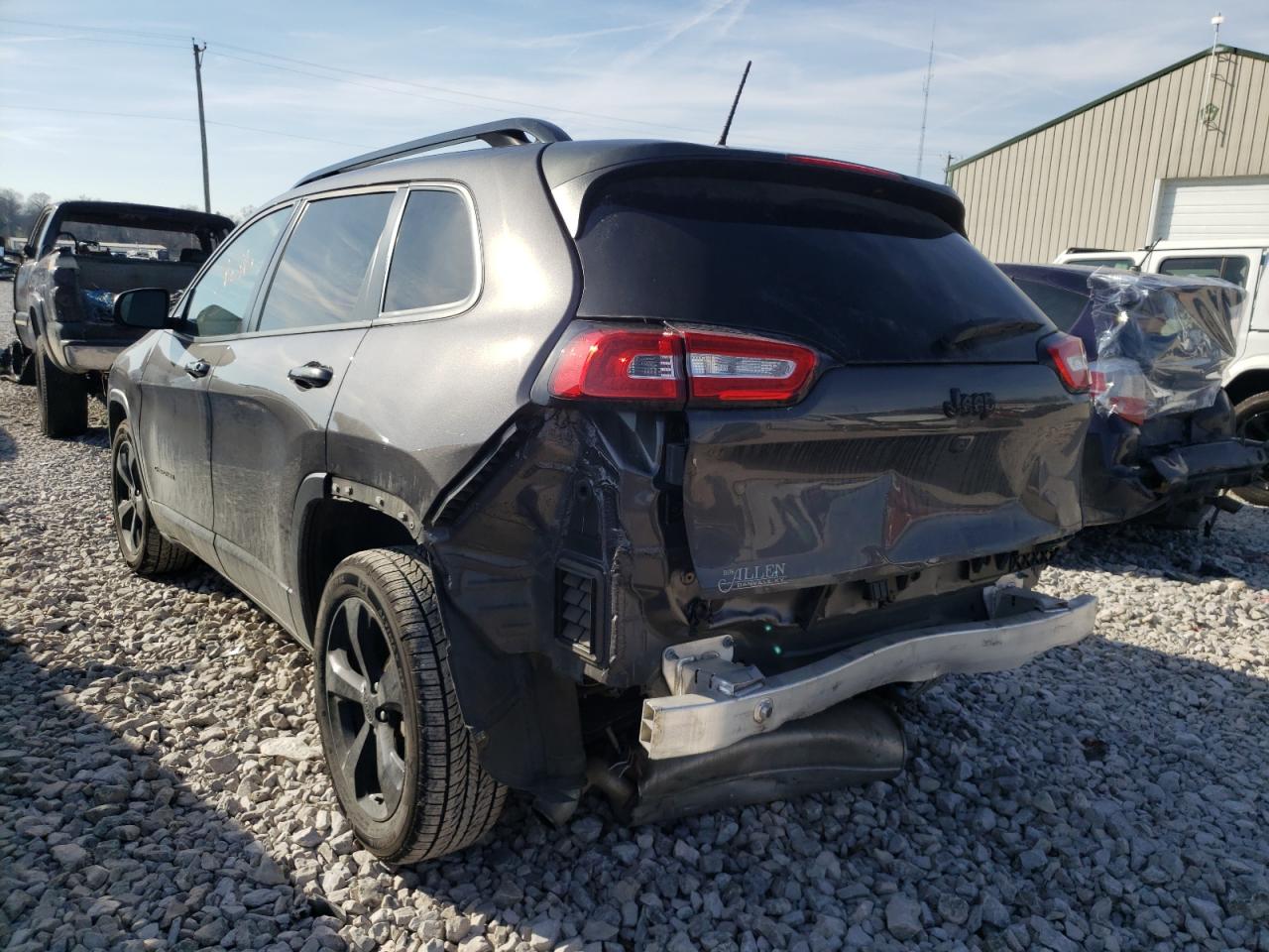 Photo 3 from auction – 2018 JEEP CHEROKEE L with VIN 1C4PJLCB1JD621090