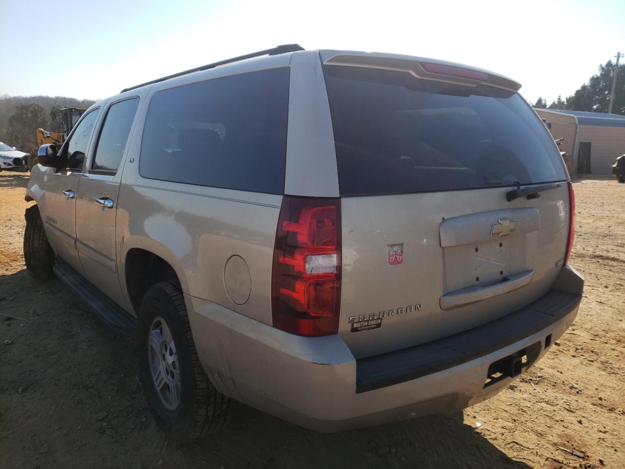 Photo 3 from auction – 2007 CHEVROLET SUBURBAN C with VIN 3GNFC16037G142113