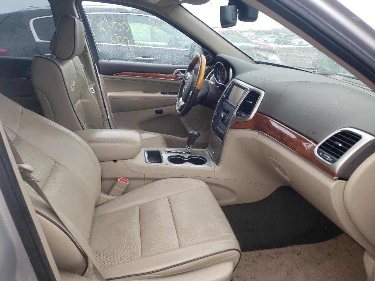 Photo 5 from auction – 2012 JEEP GRAND CHER with VIN 1C4RJECG9CC319068