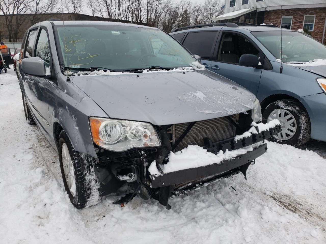 CHRYSLER TOWN & COU 2014 with VIN 2C4RC1BG7ER133527 - Photo from auction