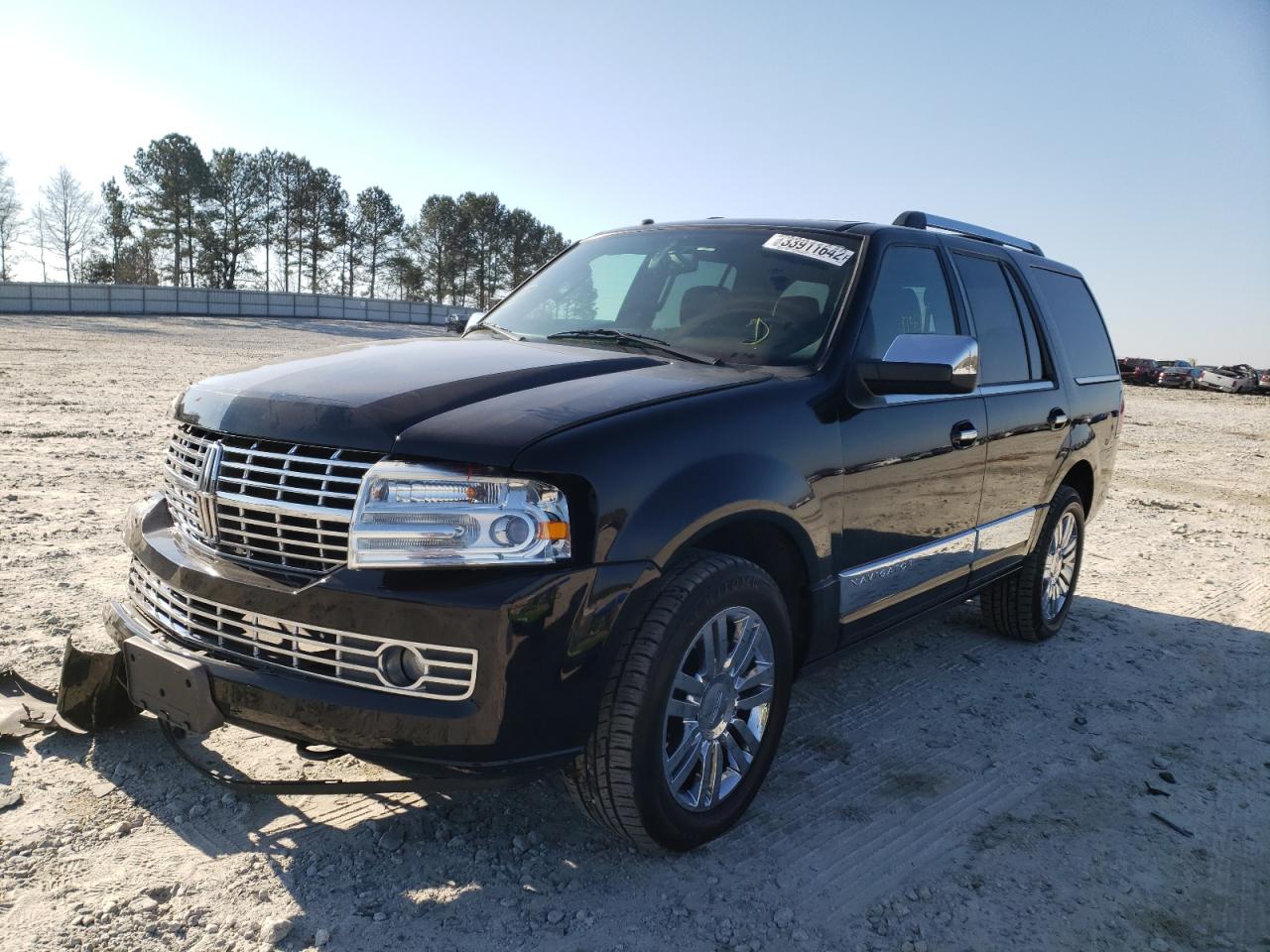 Photo 2 from auction – 2007 LINCOLN NAVIGATOR with VIN 5LMFU28577LJ19322