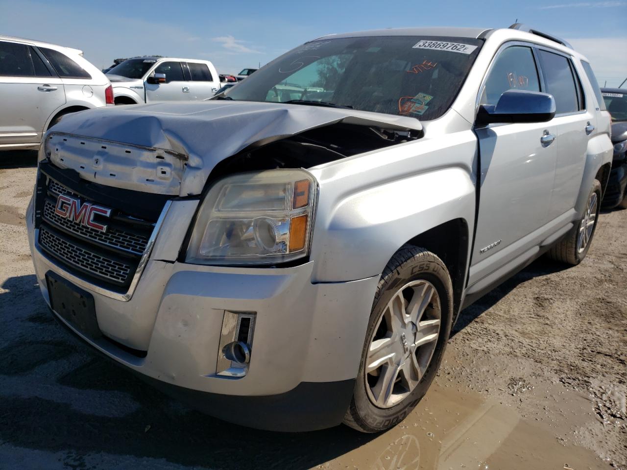 Photo 12 from auction – 2011 GMC TERRAIN SL with VIN 2CTFLXE51B6215075