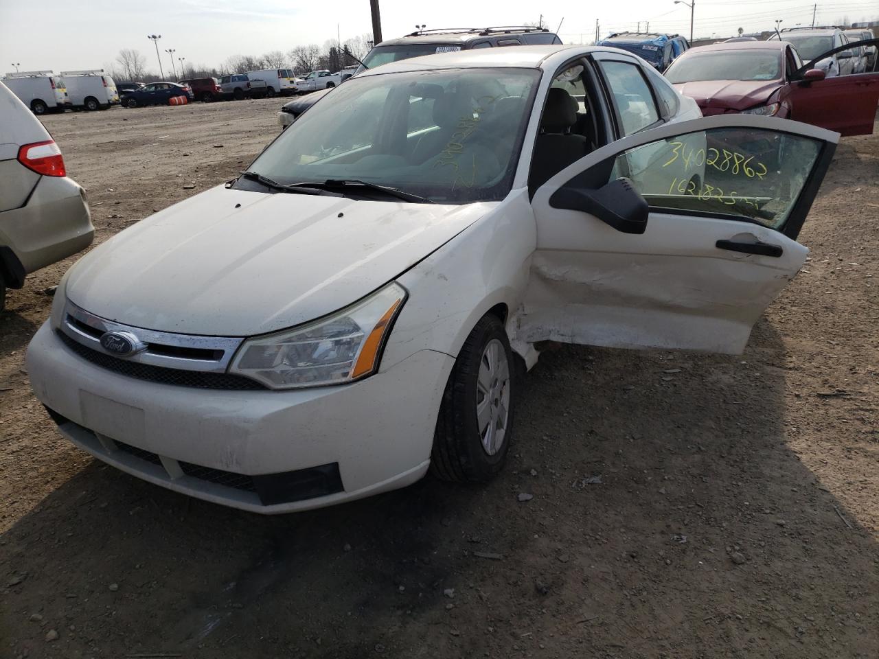 Photo 2 from auction – 2010 FORD FOCUS S with VIN 1FAHP3EN5AW113953
