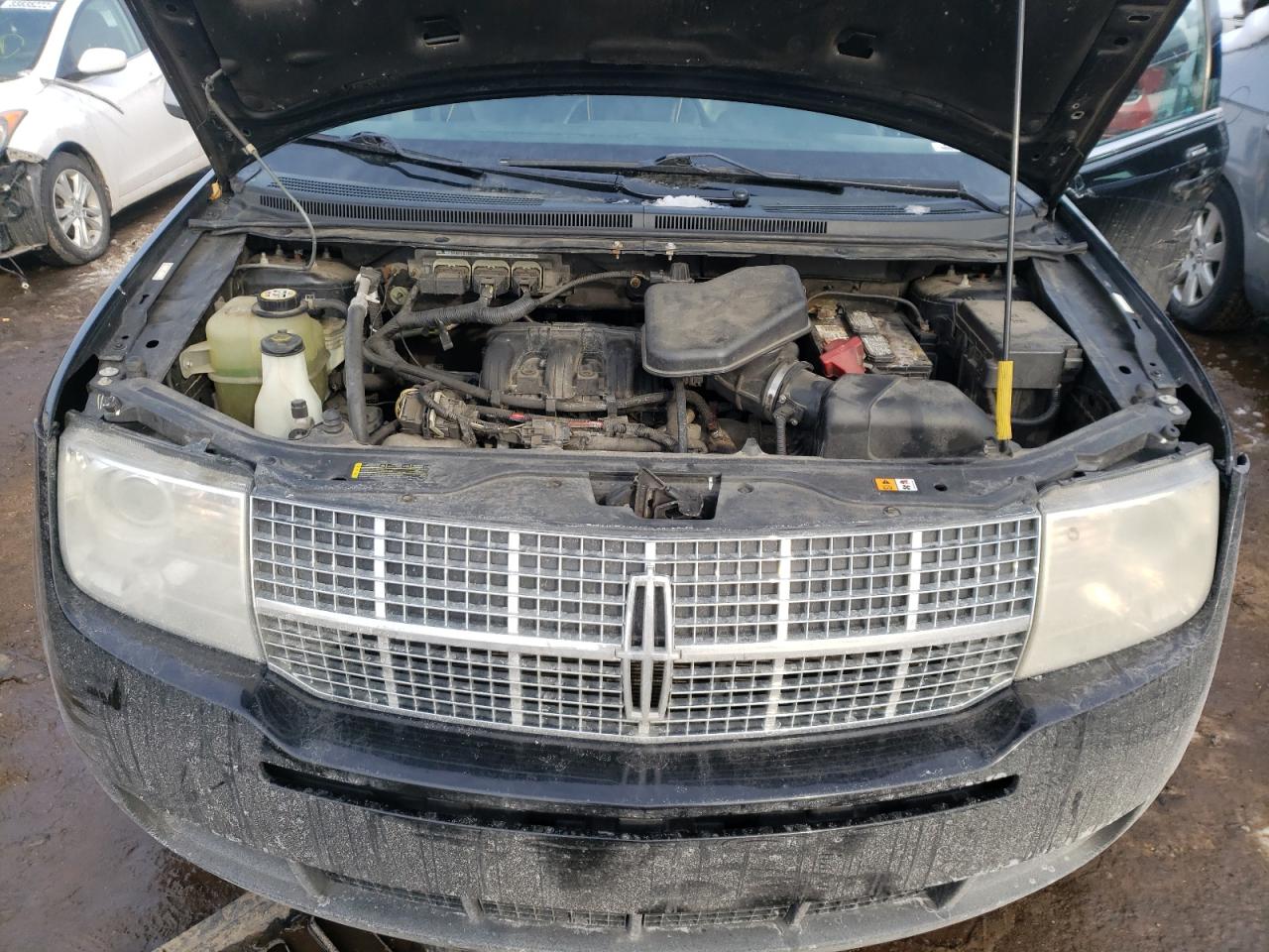 Фото 7 с аукциона – 2008 LINCOLN MKX с VIN 2LMDU88C58BJ37660