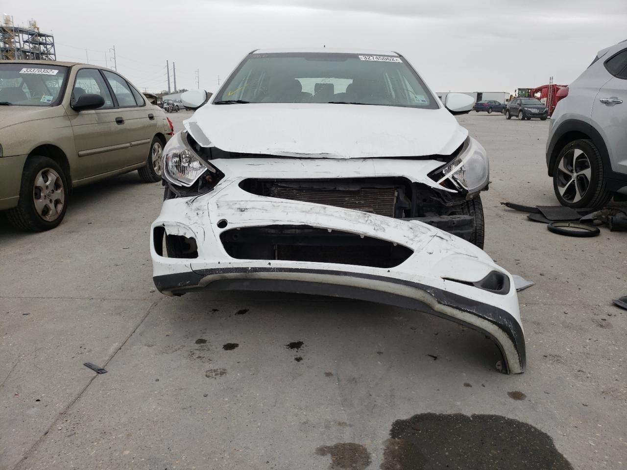 Photo 9 from auction – 2017 HYUNDAI ACCENT SE with VIN KMHCT5AE1HU307317