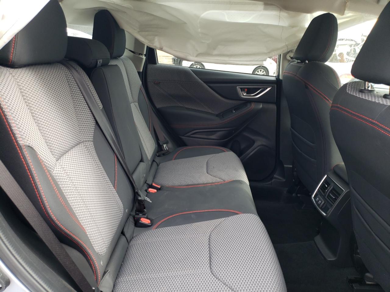 Photo 6 from auction – 2019 SUBARU FORESTER S with VIN JF2SKAJC4KH581106