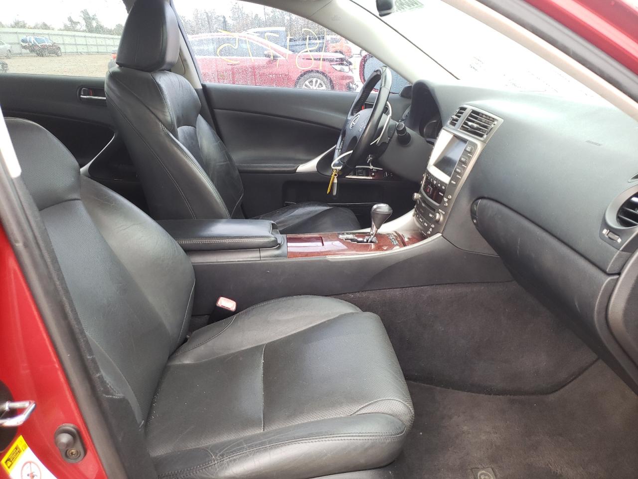 Photo 5 from auction – 2006 LEXUS IS 250 with VIN JTHCK262962001235