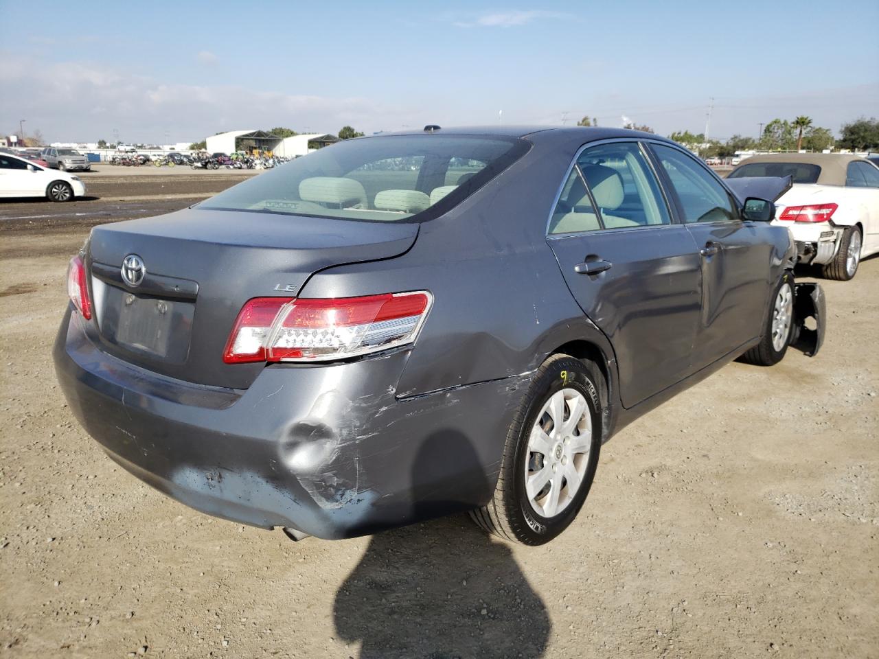 Photo 4 from auction – 2011 TOYOTA CAMRY BASE with VIN 4T4BF3EK5BR157684