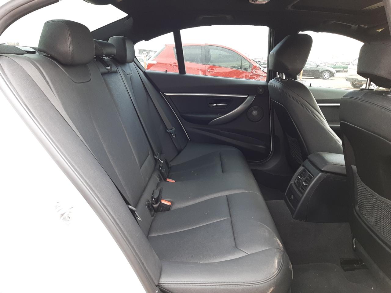 Photo 6 from auction – 2018 BMW 340 I with VIN WBA8B3C58JK384800