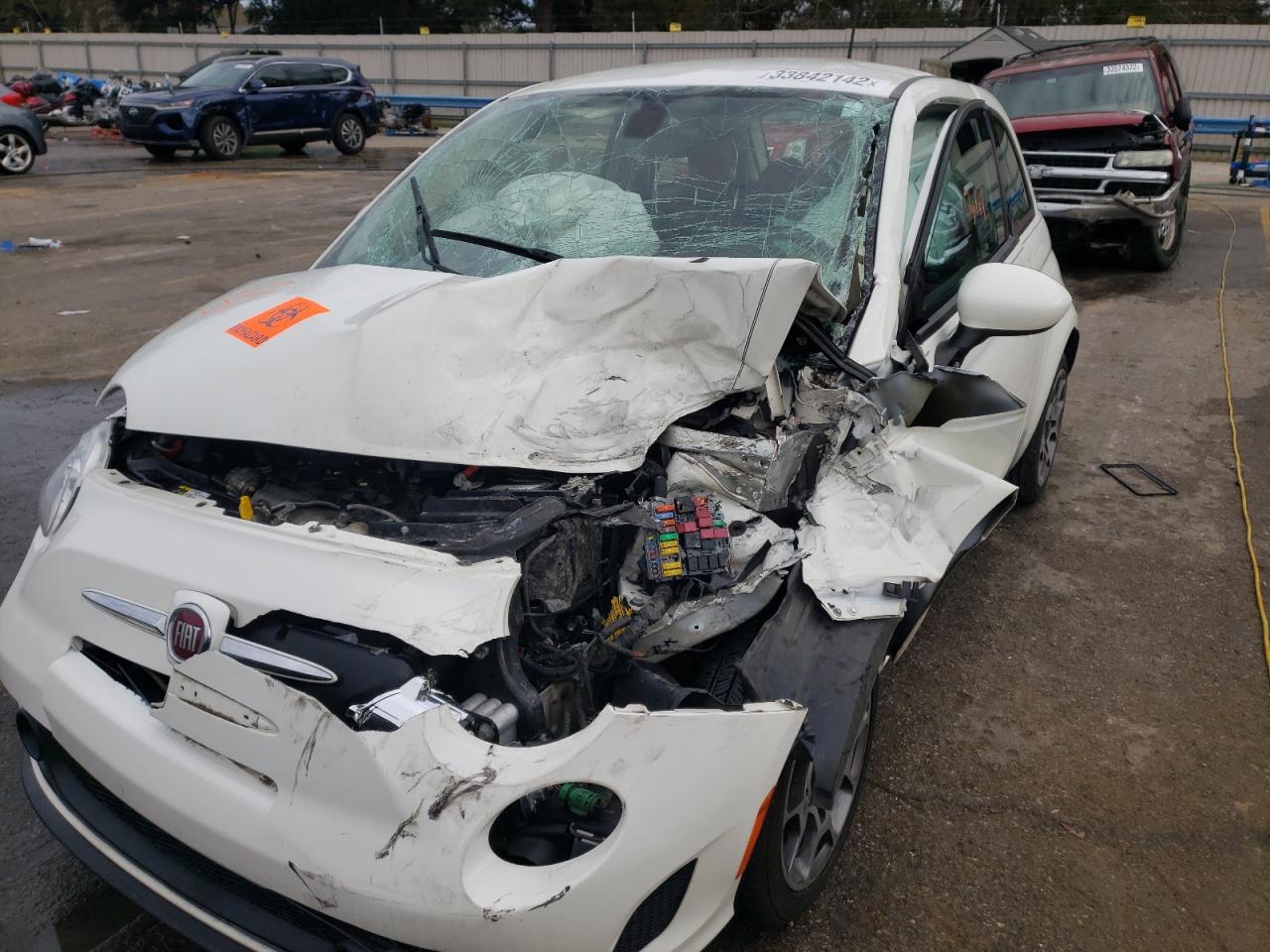 Photo 9 from auction – 2018 FIAT 500 POP with VIN 3C3CFFKH1JT378063