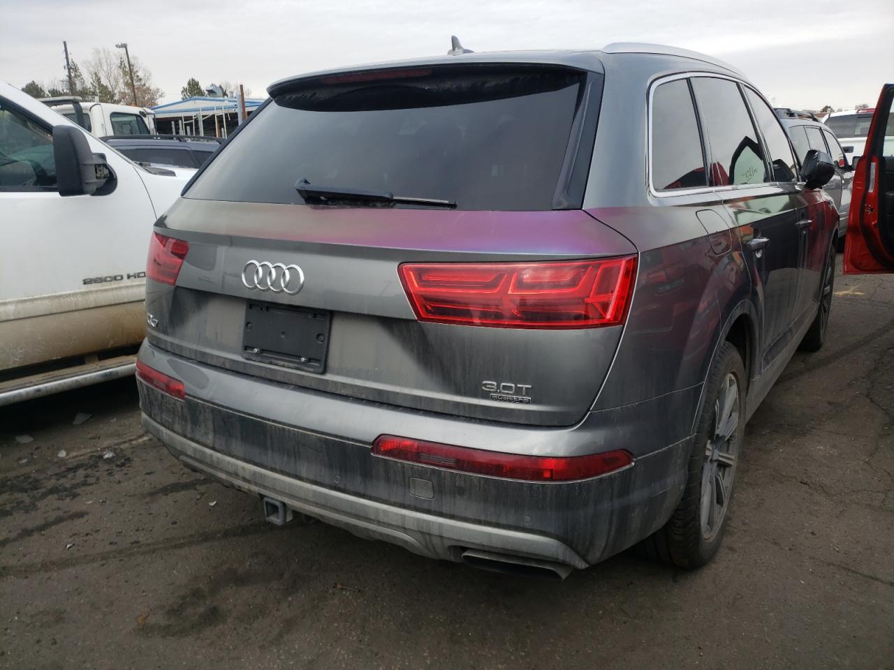 Photo 4 from auction – 2017 AUDI Q7 PREMIUM with VIN WA1LAAF75HD006511