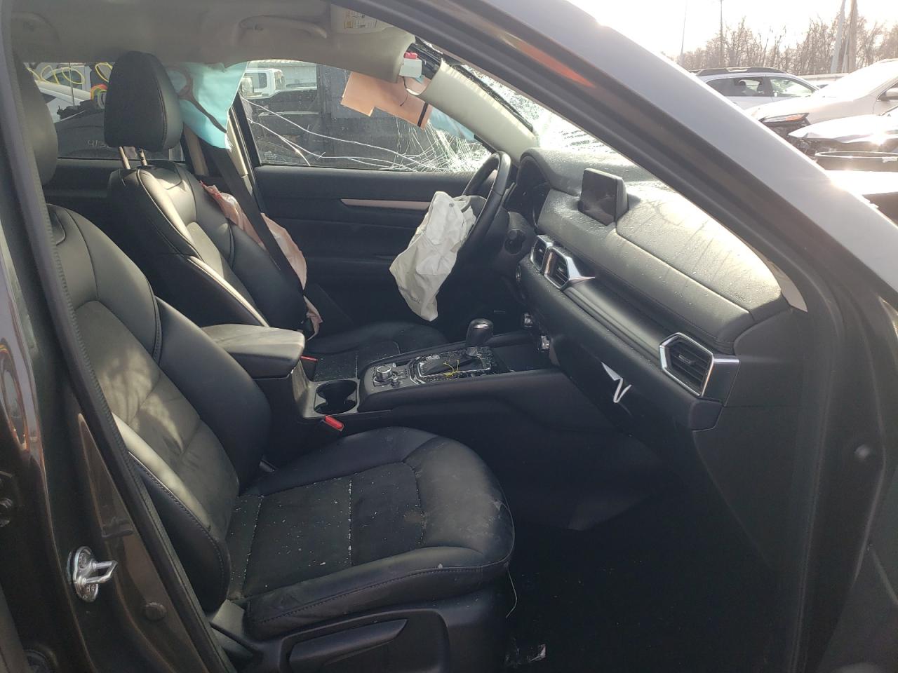 Photo 5 from auction – 2018 MAZDA CX-5 TOURI with VIN JM3KFBCM3J0464295