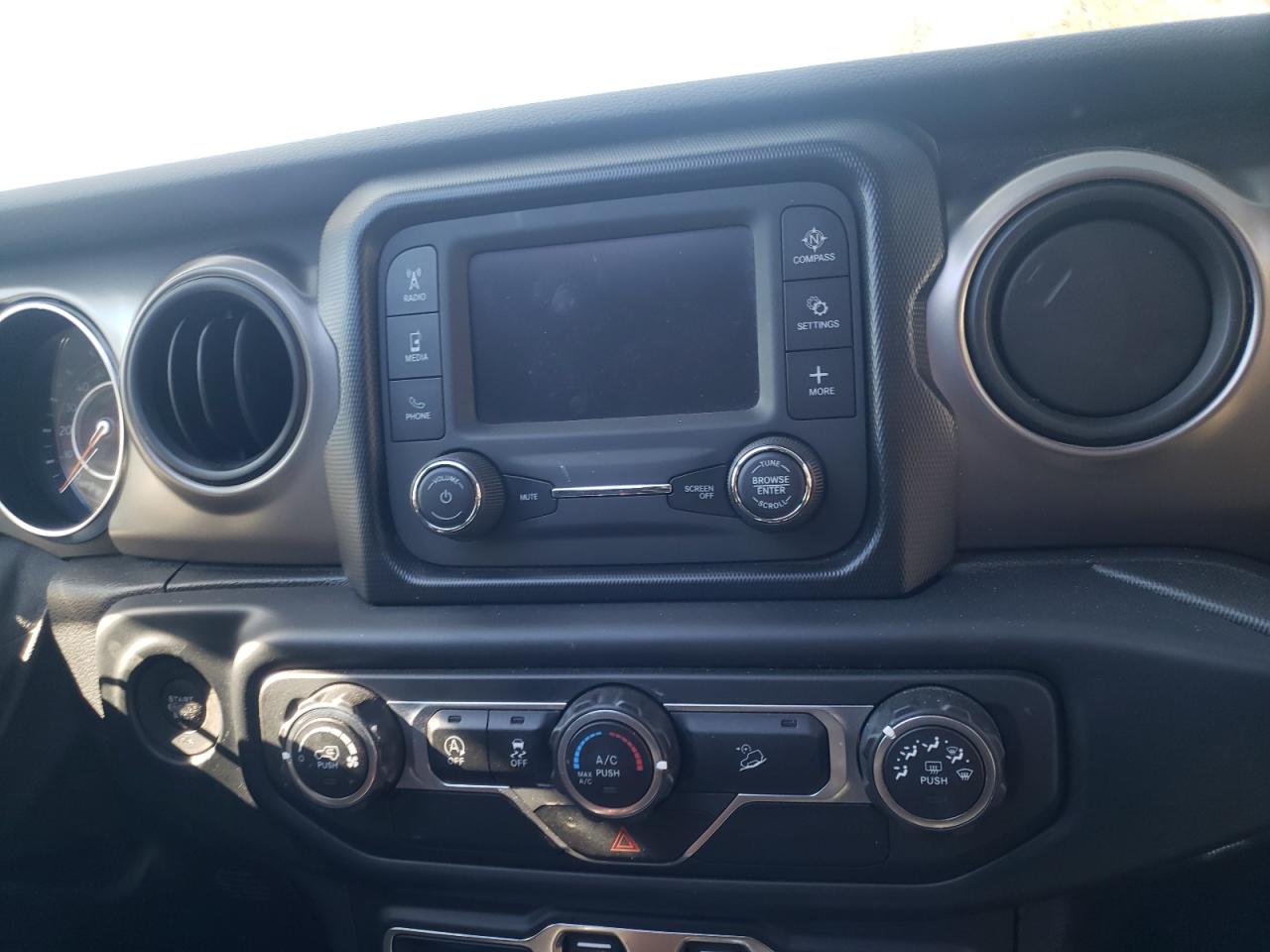 Photo 9 from auction – 2019 JEEP WRANGLER U with VIN 1C4HJXDG2KW555452