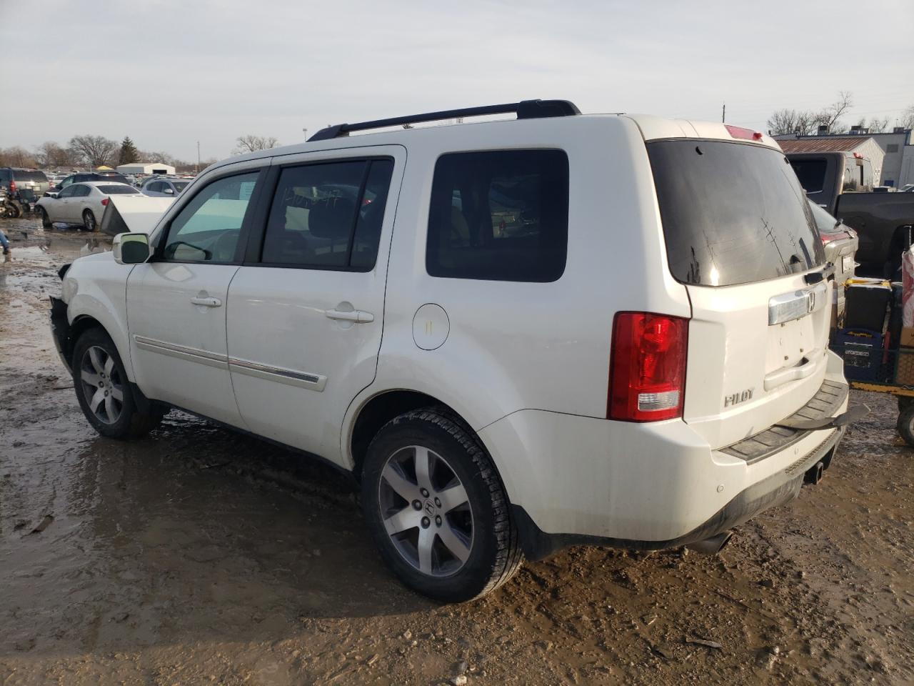 Photo 3 from auction – 2014 HONDA PILOT TOUR with VIN 5FNYF4H90EB036663
