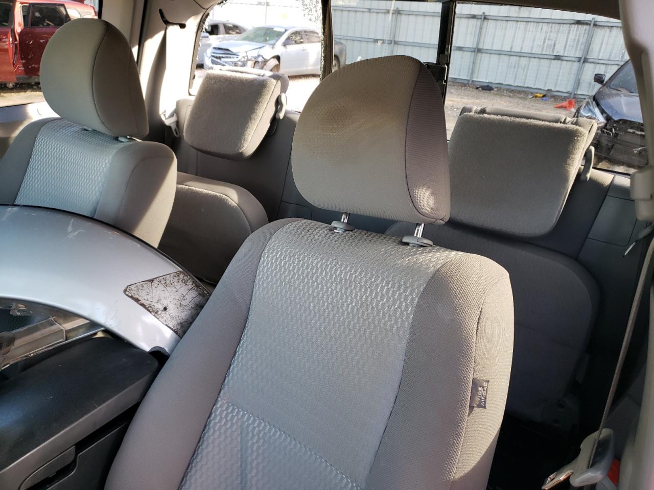Photo 6 from auction – 2014 TOYOTA TACOMA with VIN 5TFUU4EN2EX102030