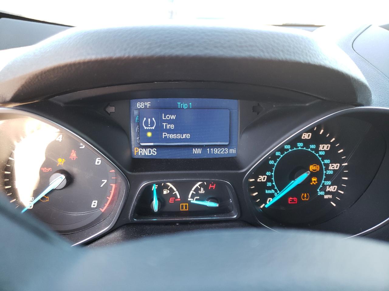 Photo 8 from auction – 2015 FORD ESCAPE S with VIN 1FMCU0F78FUA66265