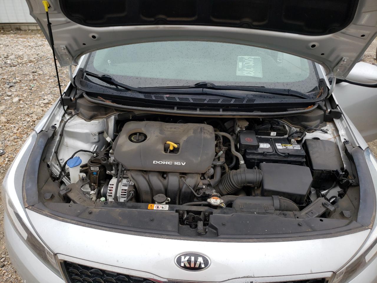 Photo 11 from auction – 2017 KIA FORTE LX with VIN 3KPFK4A72HE043992