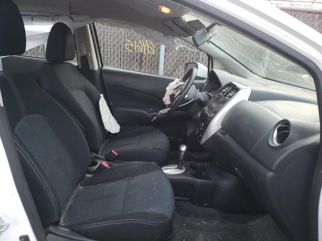 Photo 5 from auction – 2016 NISSAN VERSA NOTE with VIN 3N1CE2CPXGL354448