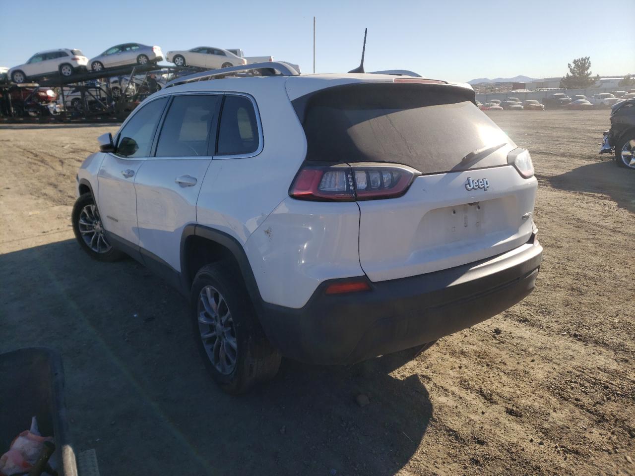 Photo 3 from auction – 2019 JEEP CHEROKEE L with VIN 1C4PJLLBXKD175412