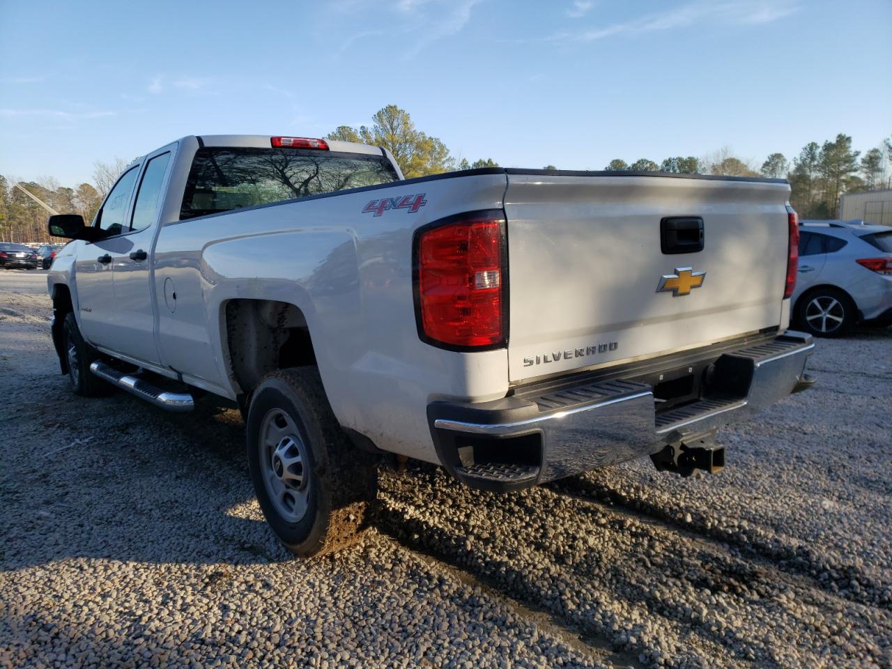 Photo 3 from auction – 2017 CHEVROLET SILVERADO with VIN 1GC2KUEG9HZ294456