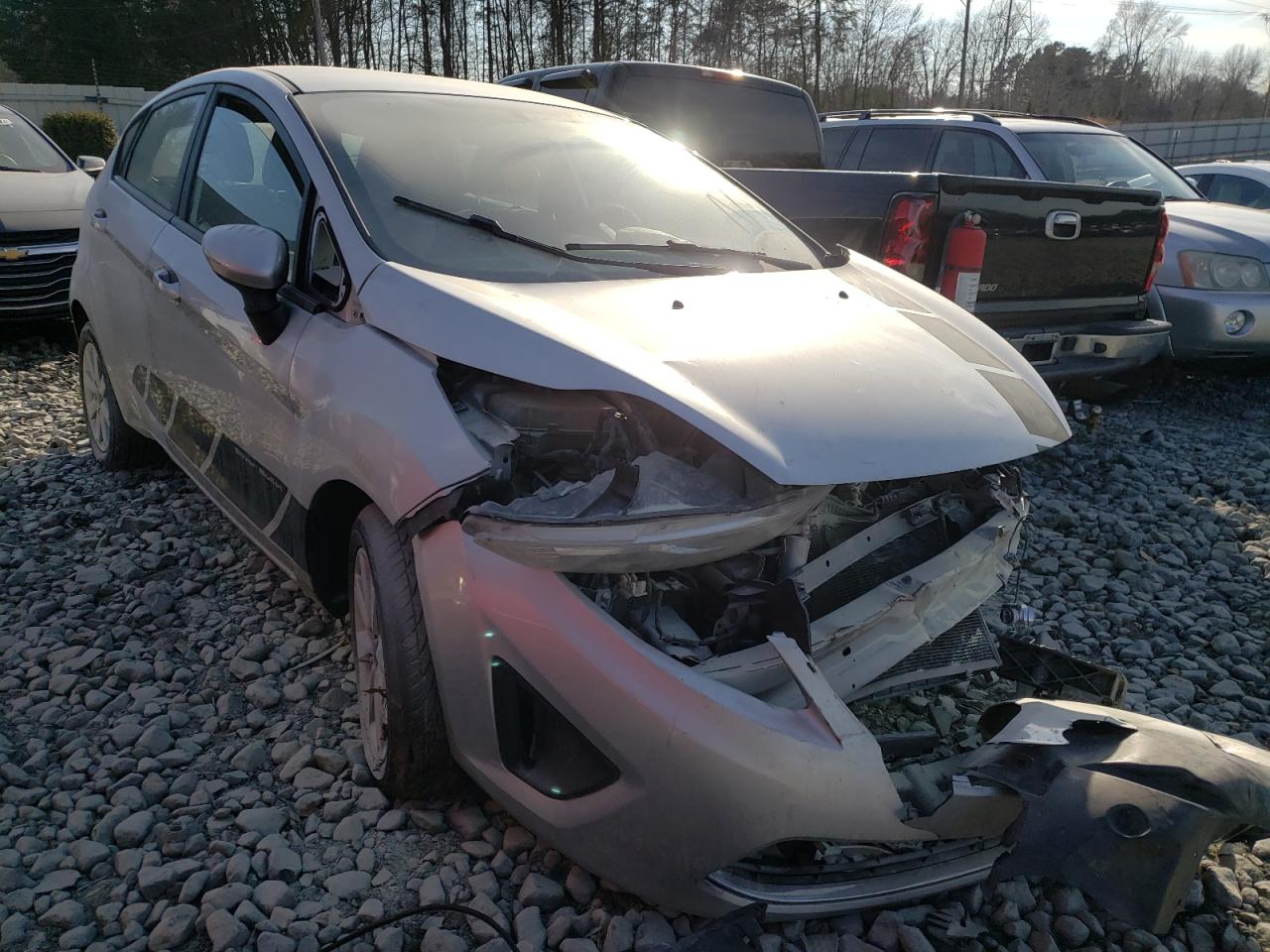 FORD FIESTA SE 2011 z numerem VIN 3FADP4EJ3BM193336 - Zdjęcie z aukcji